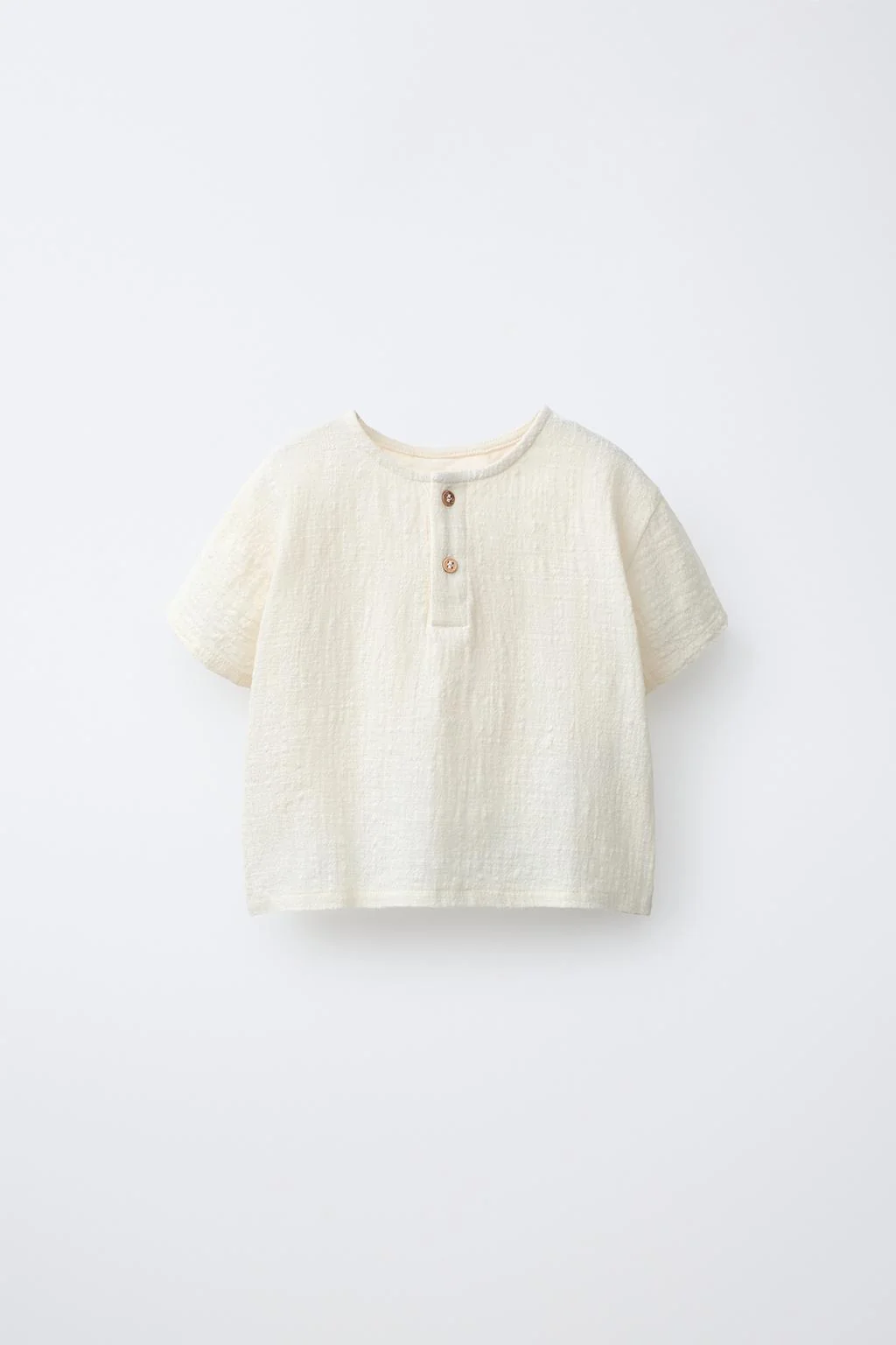 Контрастная футболка с пуговицами — КЛУБ ЧУДЕСНЫХ ДЕТЕЙ