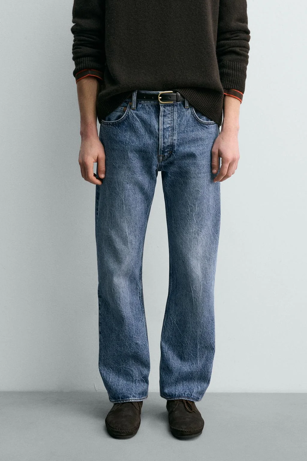 Джинсы с прямыми штанинами и bootcut коллекция AARON LEVINE X ZARA