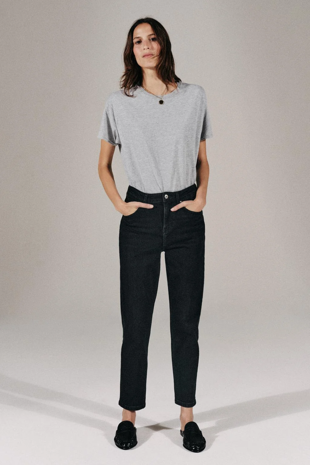 Z1975 джинсы mom fit с высокой посадкой
