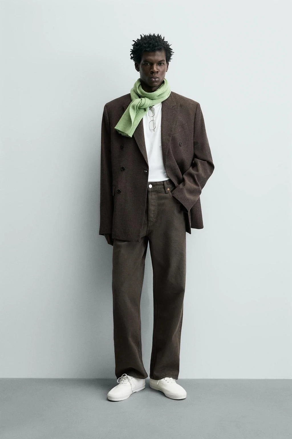 Джинсы прямого кроя