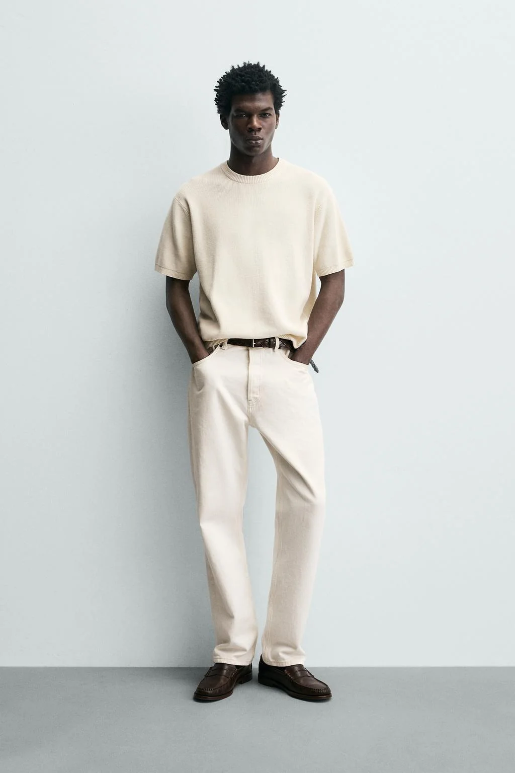 Трикотажная футболка с изнаночным вязанием — Базовые вещи