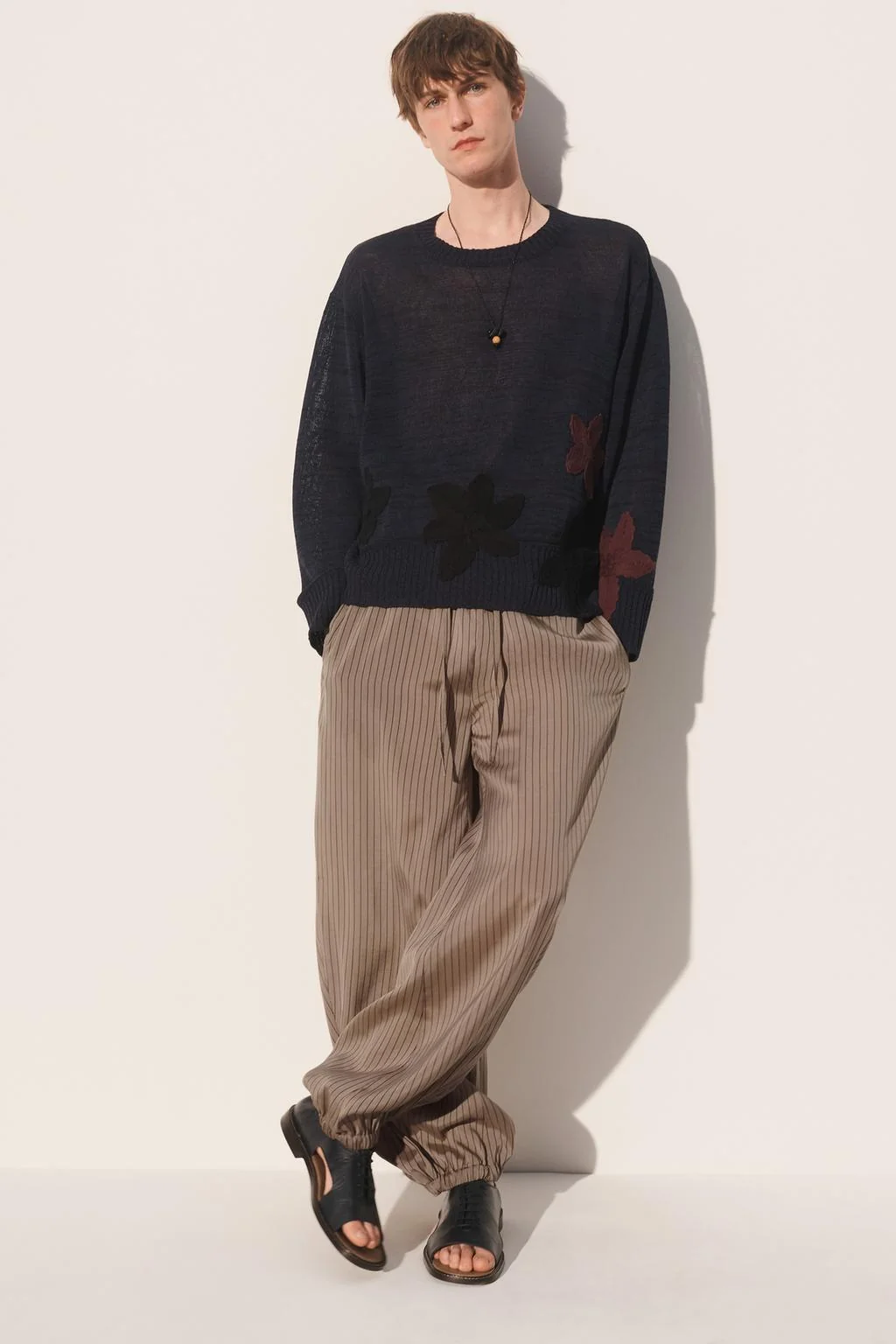 Свитер с цветочным принтом свободного кроя — С принтом