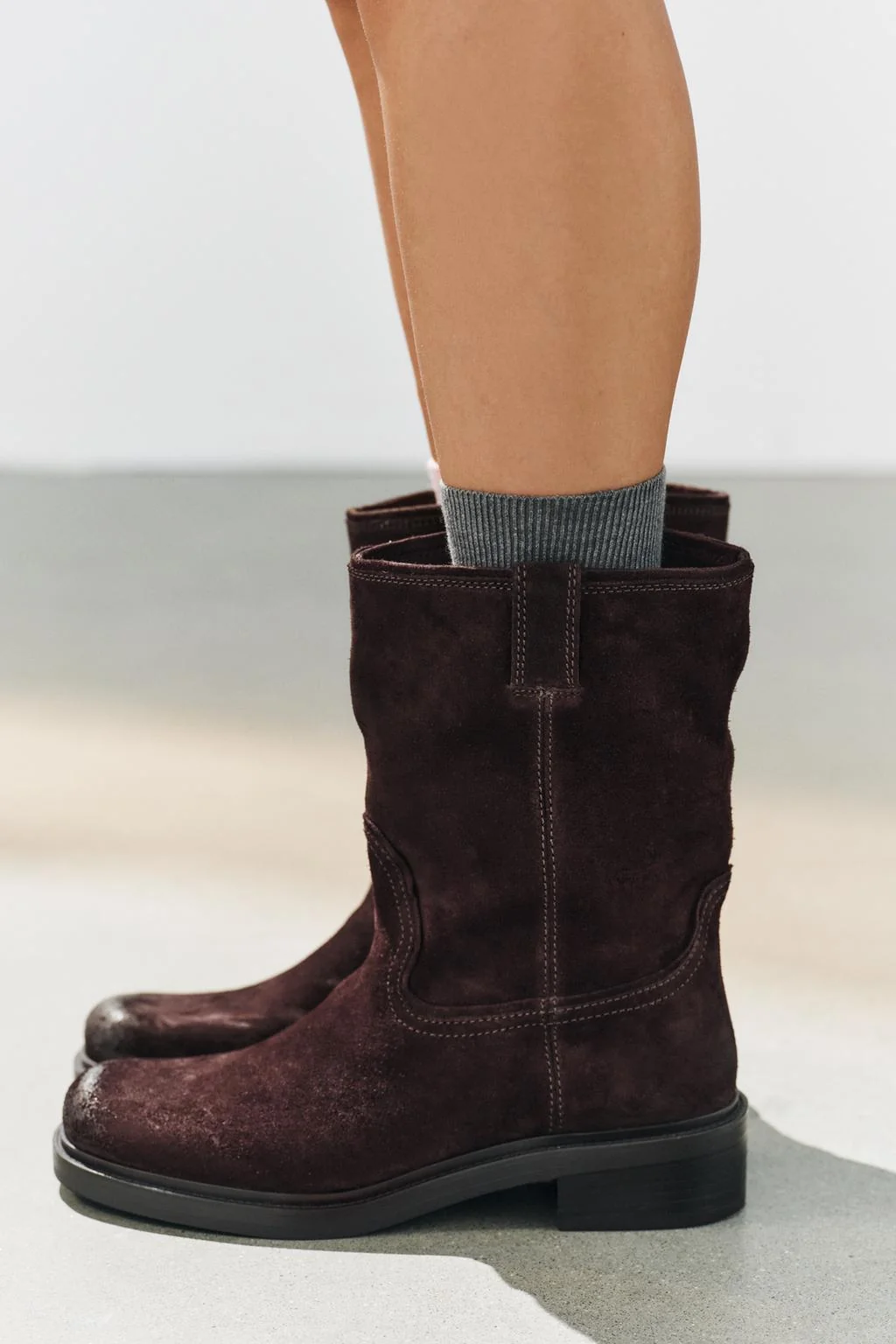 Ботинки Anboots из замши на плоской подошве