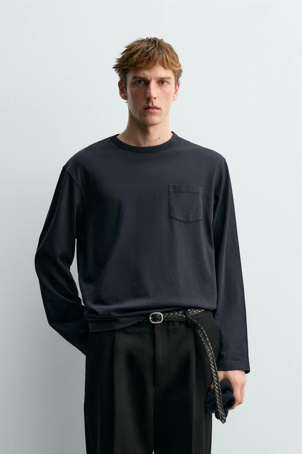 Футболка с длинным рукавом и карманом Аарон Левин X ZARA