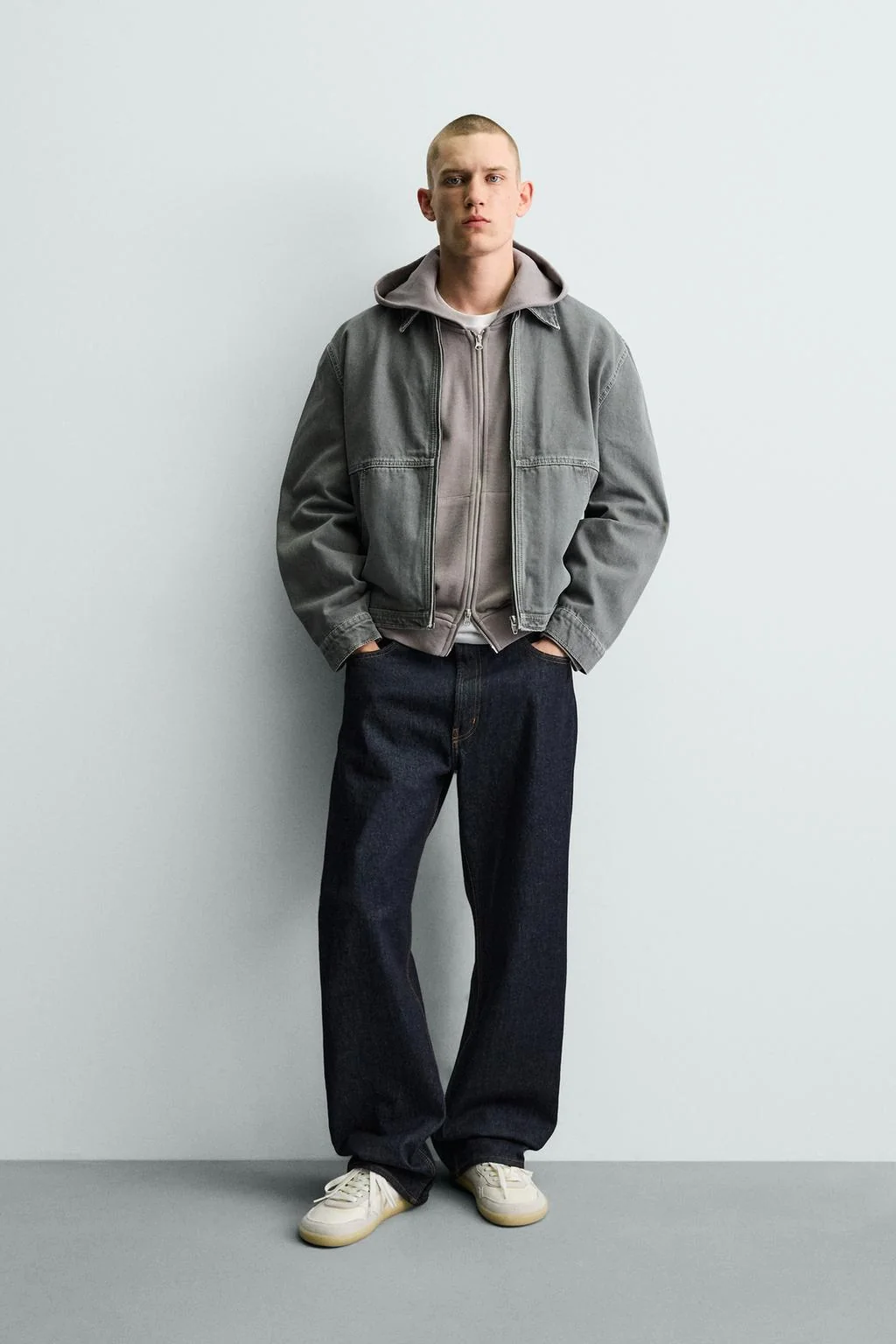 Куртка объёмного кроя с контрастной строчкой — Jackets