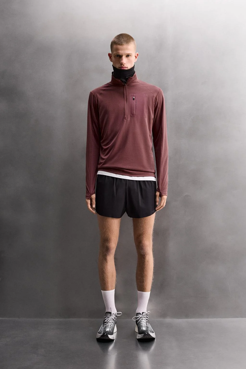 Свитшот с четвертью молнии и контрастным карманом — Толстовка с молнией до четверти