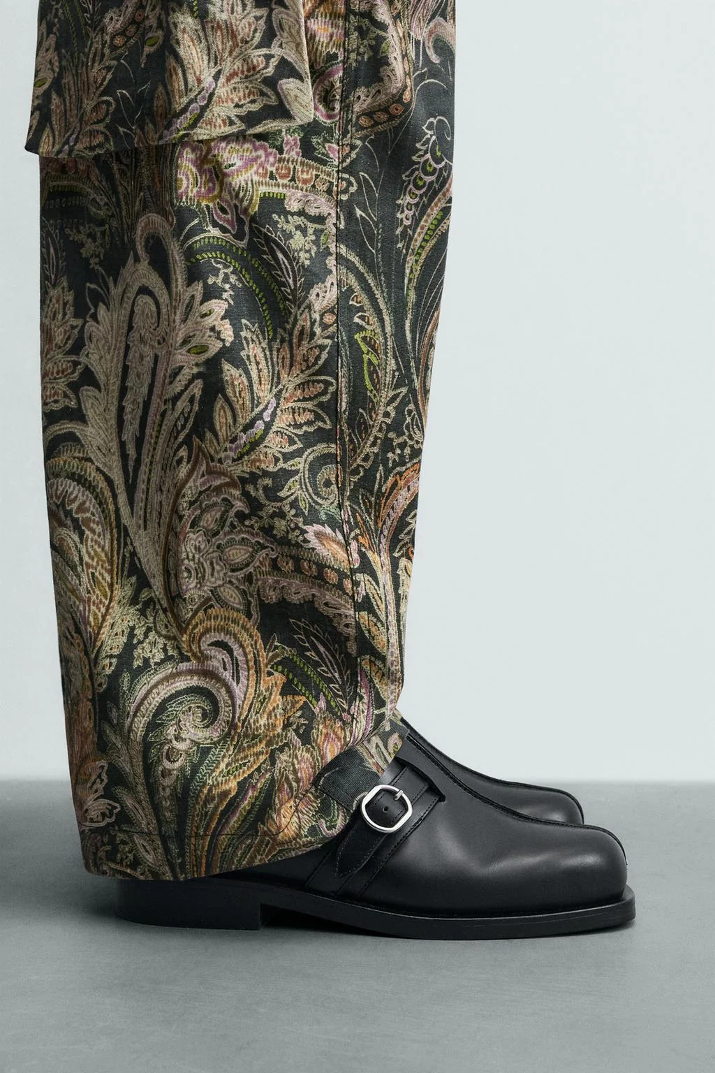 Кожаные сабо с пряжкой