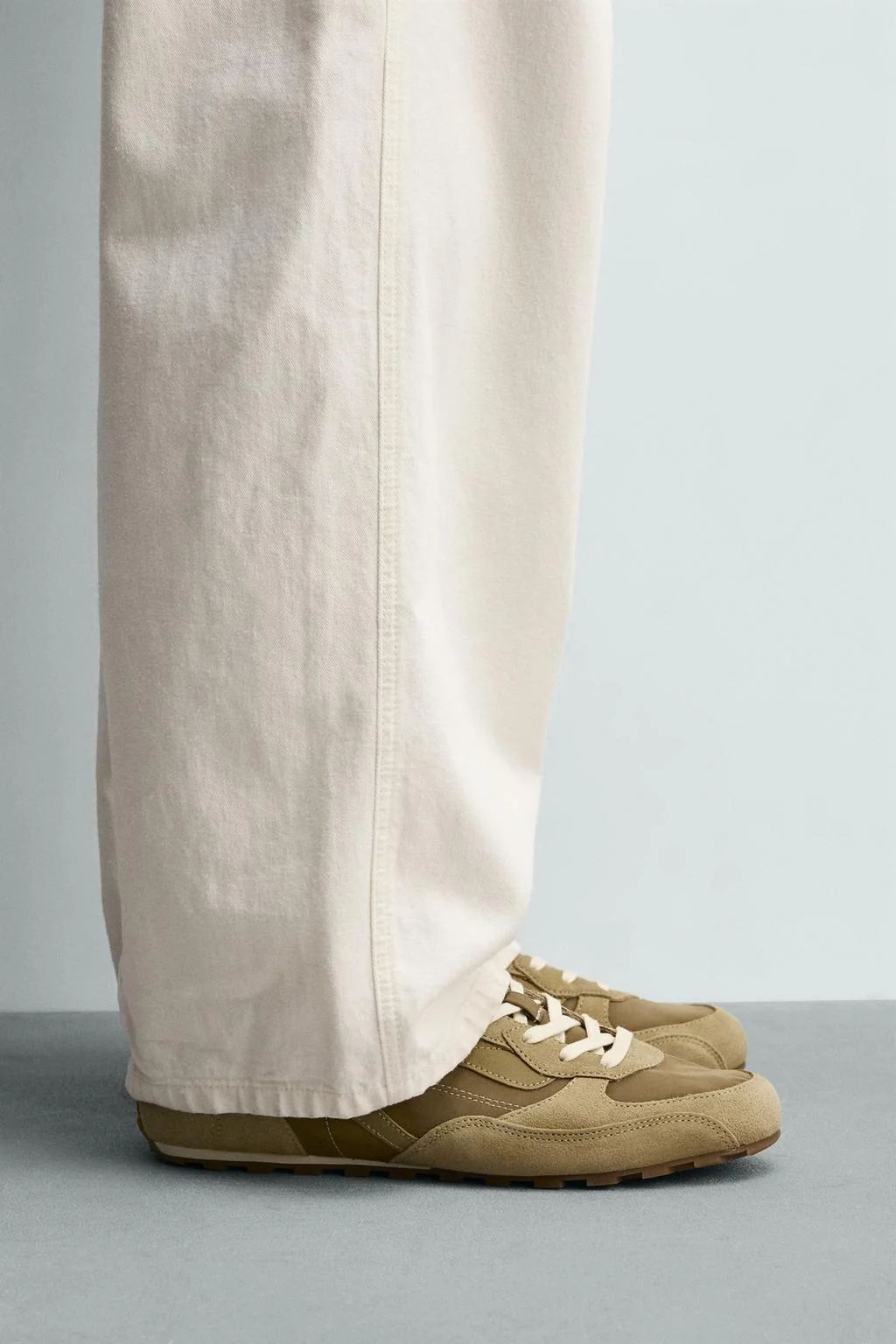 Кроссовки в ретро-стиле