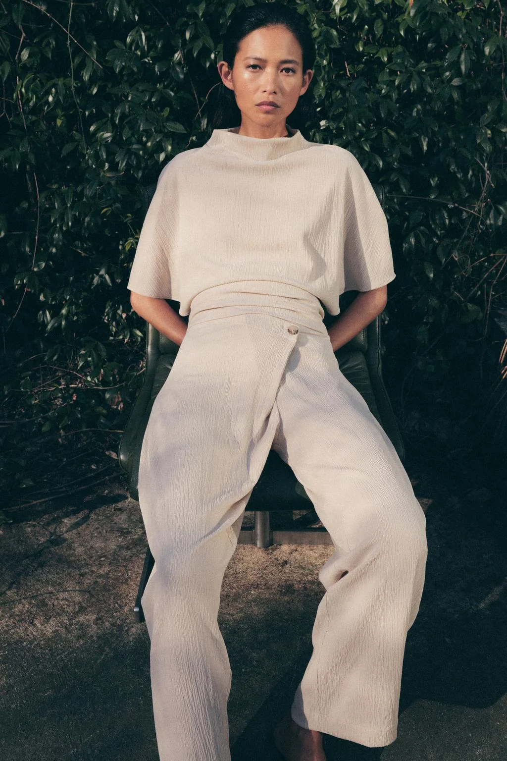 Топ с текстурной плиссировкой