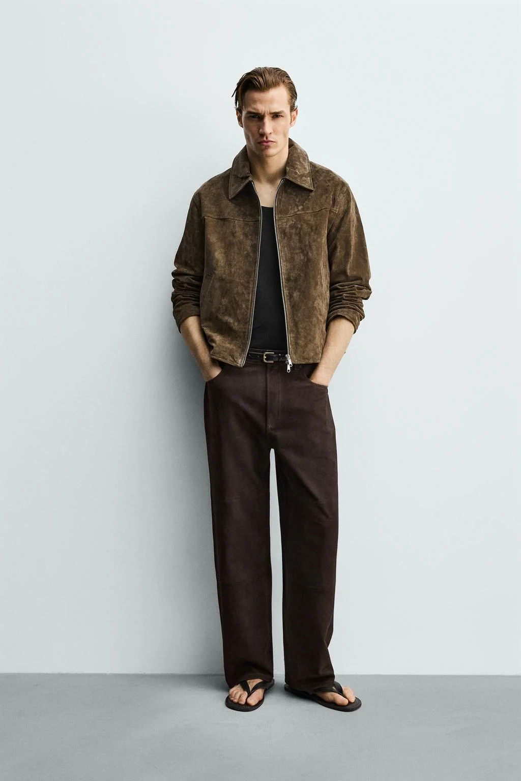 Верхняя рубашка из замши с разрезом и обычным кроем