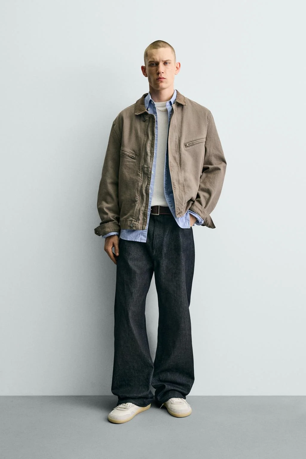 Укороченная куртка с бархатным воротником — Деним