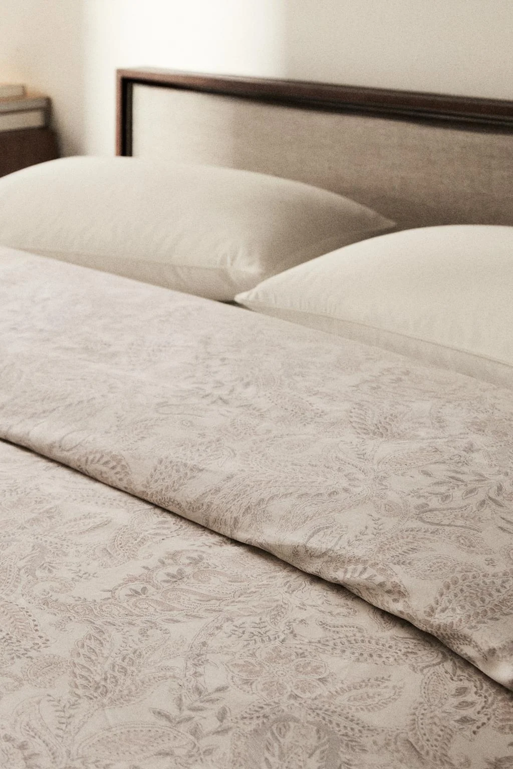 Сатиновое наволочное покрытие с принтом пейсли — Постельное бельё