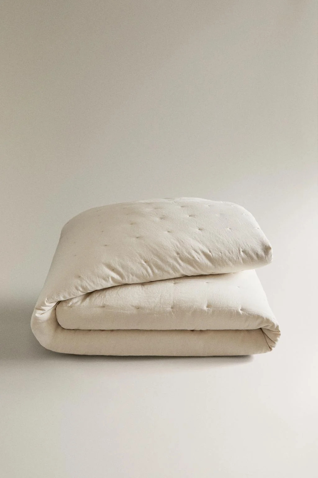 СТЕГАНОЕ ОДЕЯЛО ИЗ ЛЬНА И ХЛОПКА — Постельное бельё