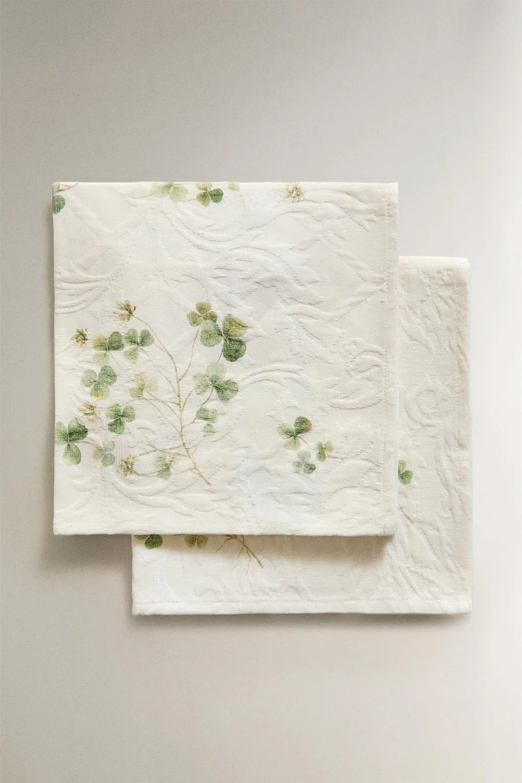 Набор салфеток из жаккарда с принтом клевера (набор из 2 шт.) — Столовая