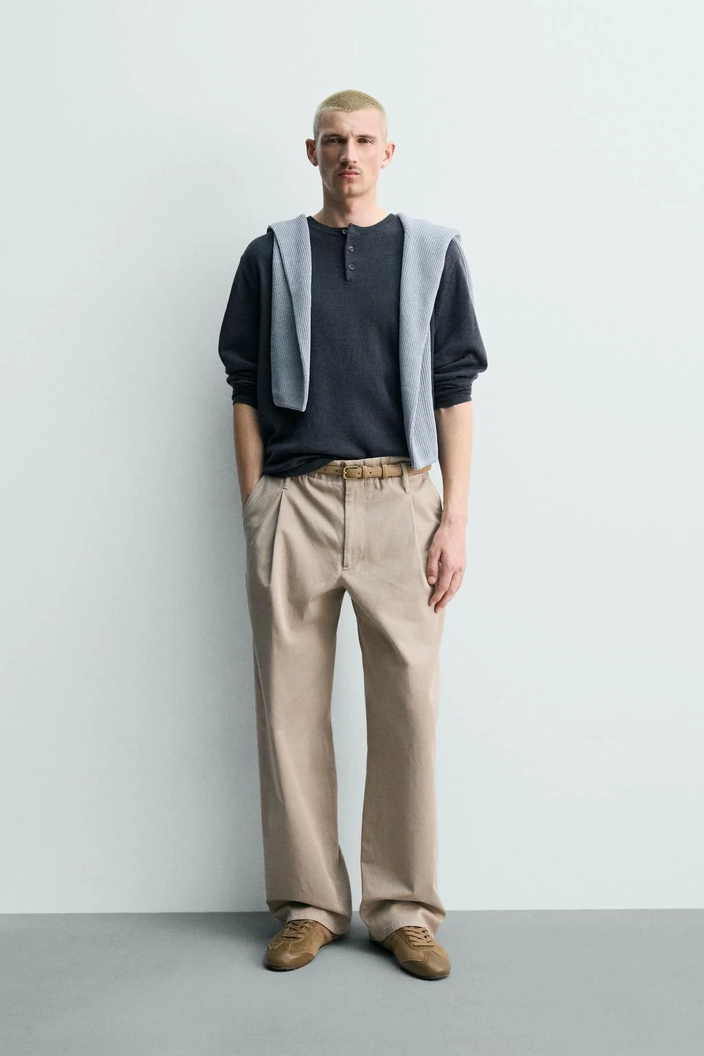 Свитер из льна и шерсти с воротником хенли