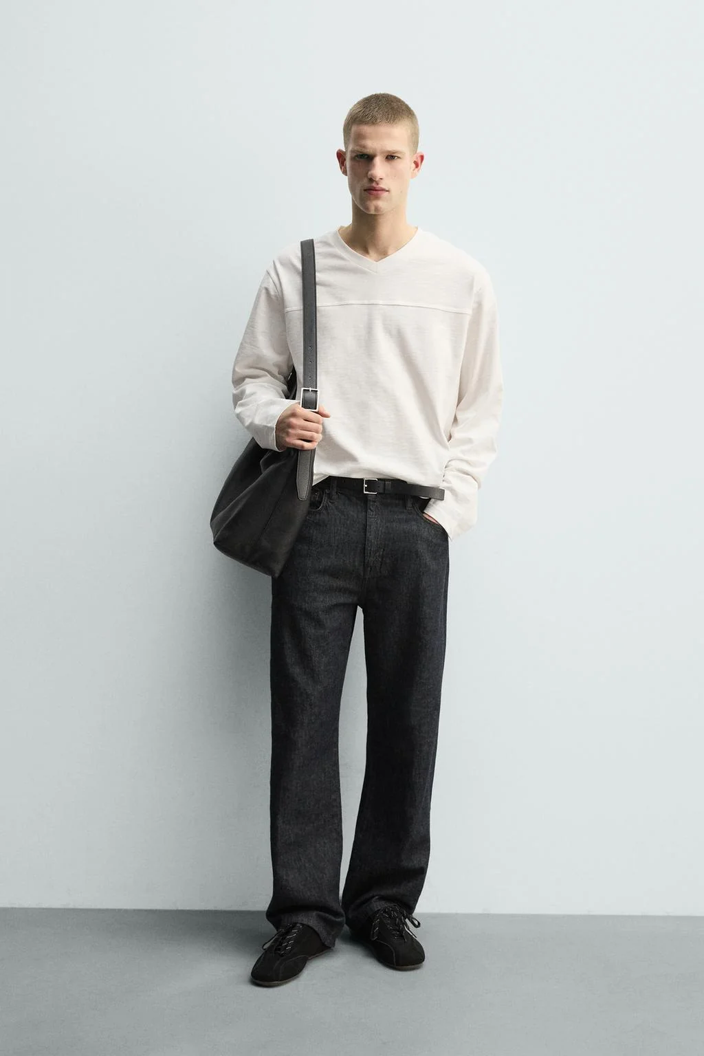 Футболка свободного кроя из слуб-трикотажа — С длинным рукавом