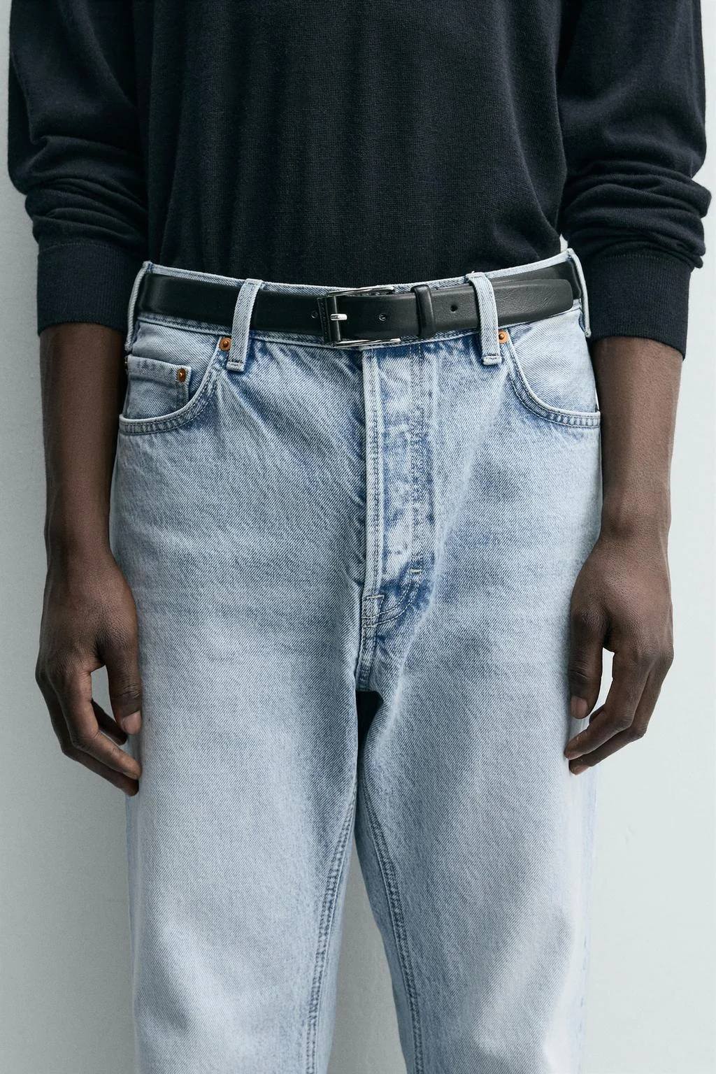 Кожаный пояс для платья