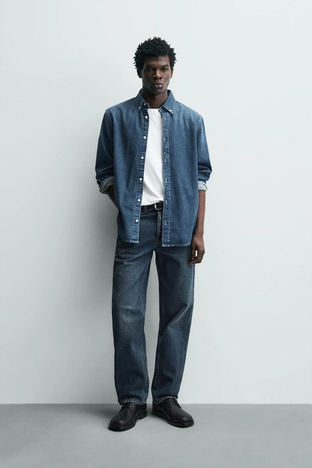 Джинсы прямого кроя