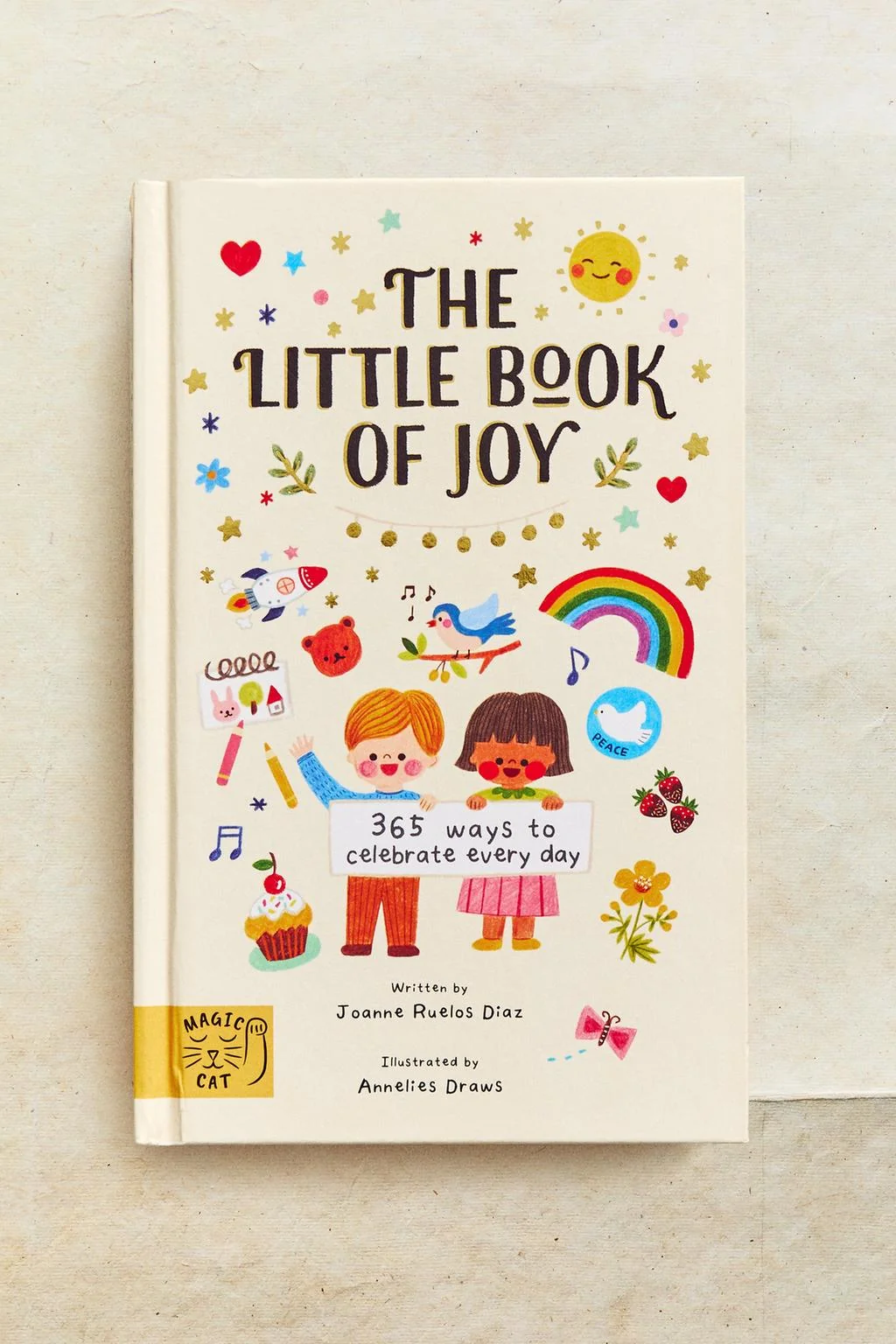 Детская книга "THE LITTLE BOOK OF JOY" (английский язык) — КНИГИ