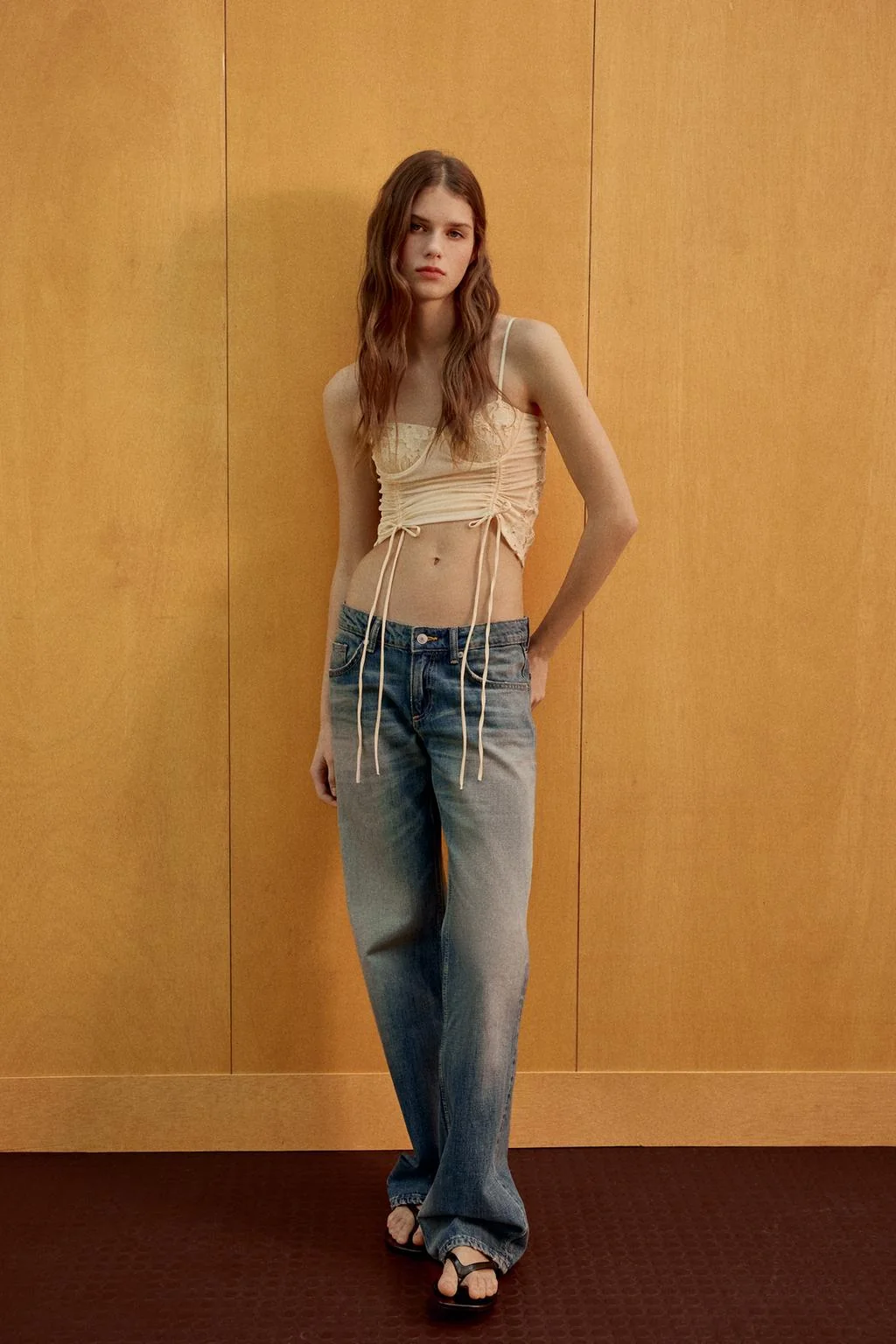 Топ в стиле корсет с кружевом