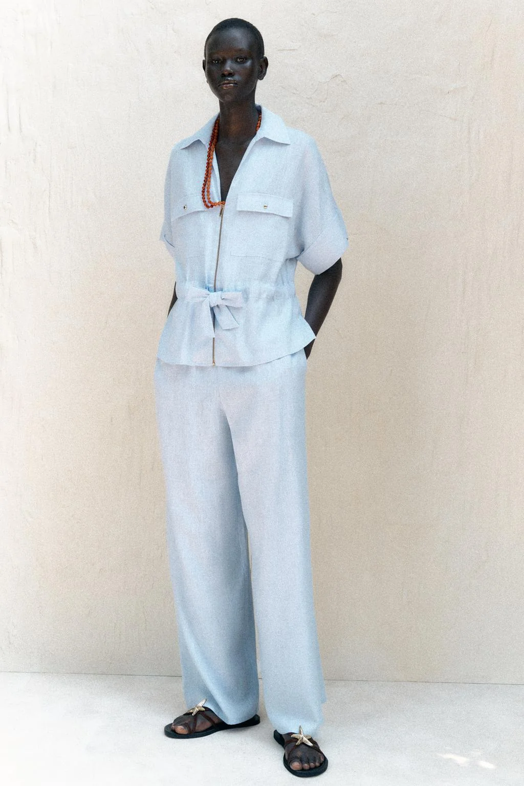 БРЮКИ ШИРОКОГО КРОЯ ИЗ ЛЬНЯНОЙ СМЕСИ — С высокой талией