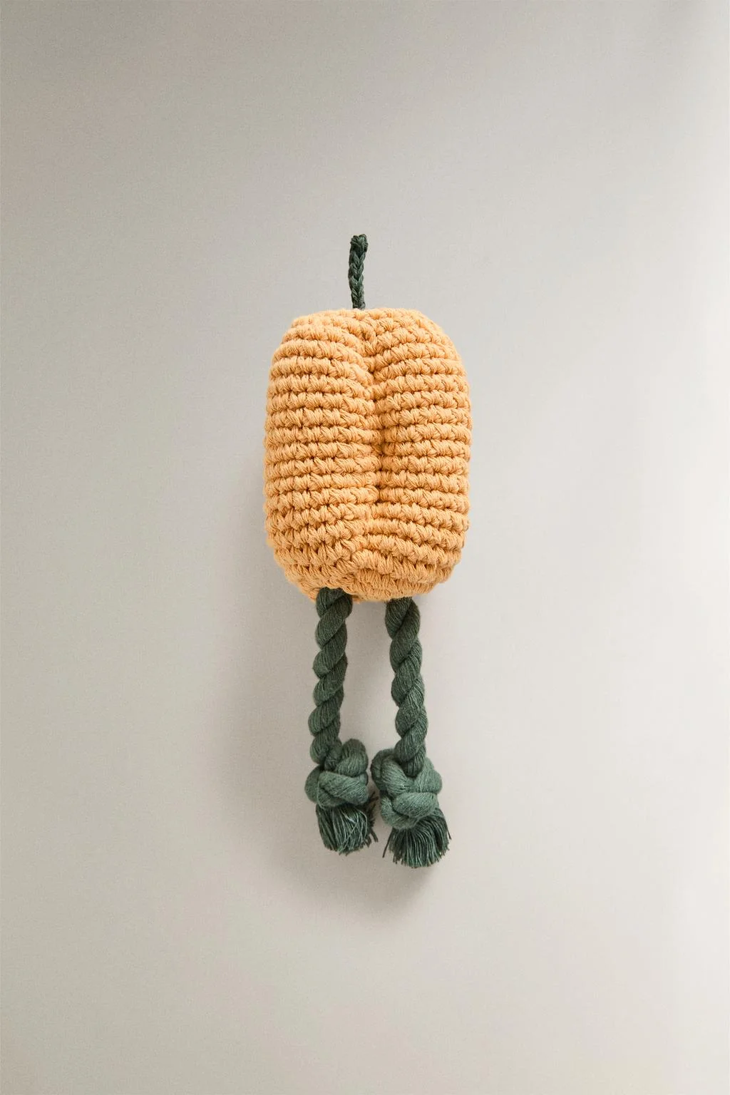 Игрушка для питомца "Перец"