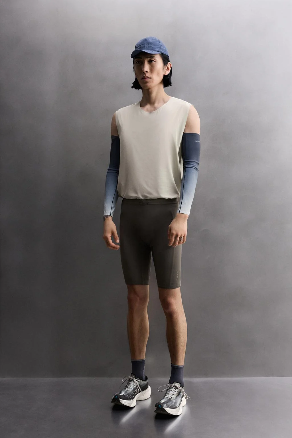 Беговые шорты — Брюки