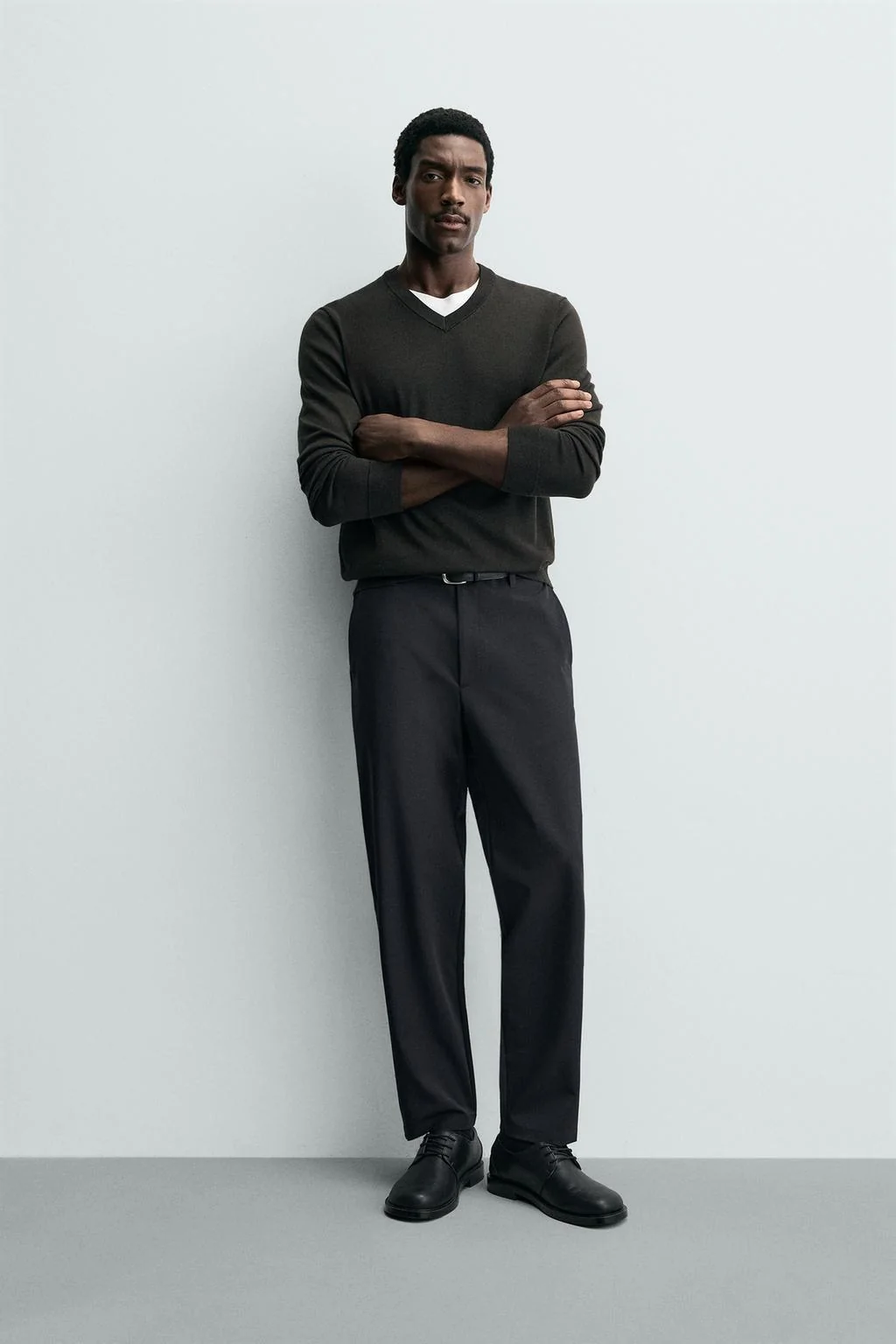 Брюки комфортной посадки обычной ширины