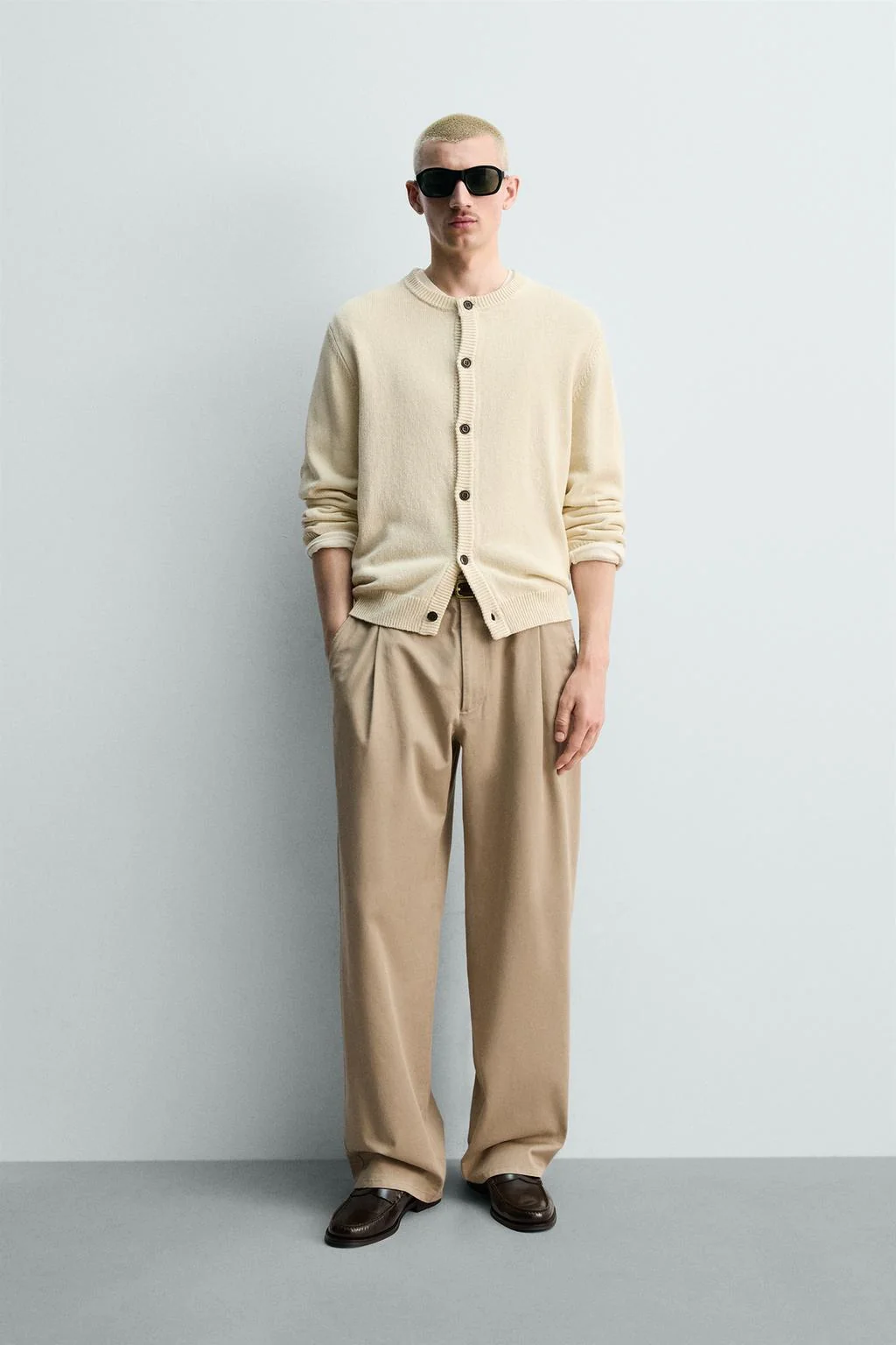 Классический крой кардиган из хлопка и льна — Свитера | кардиганы