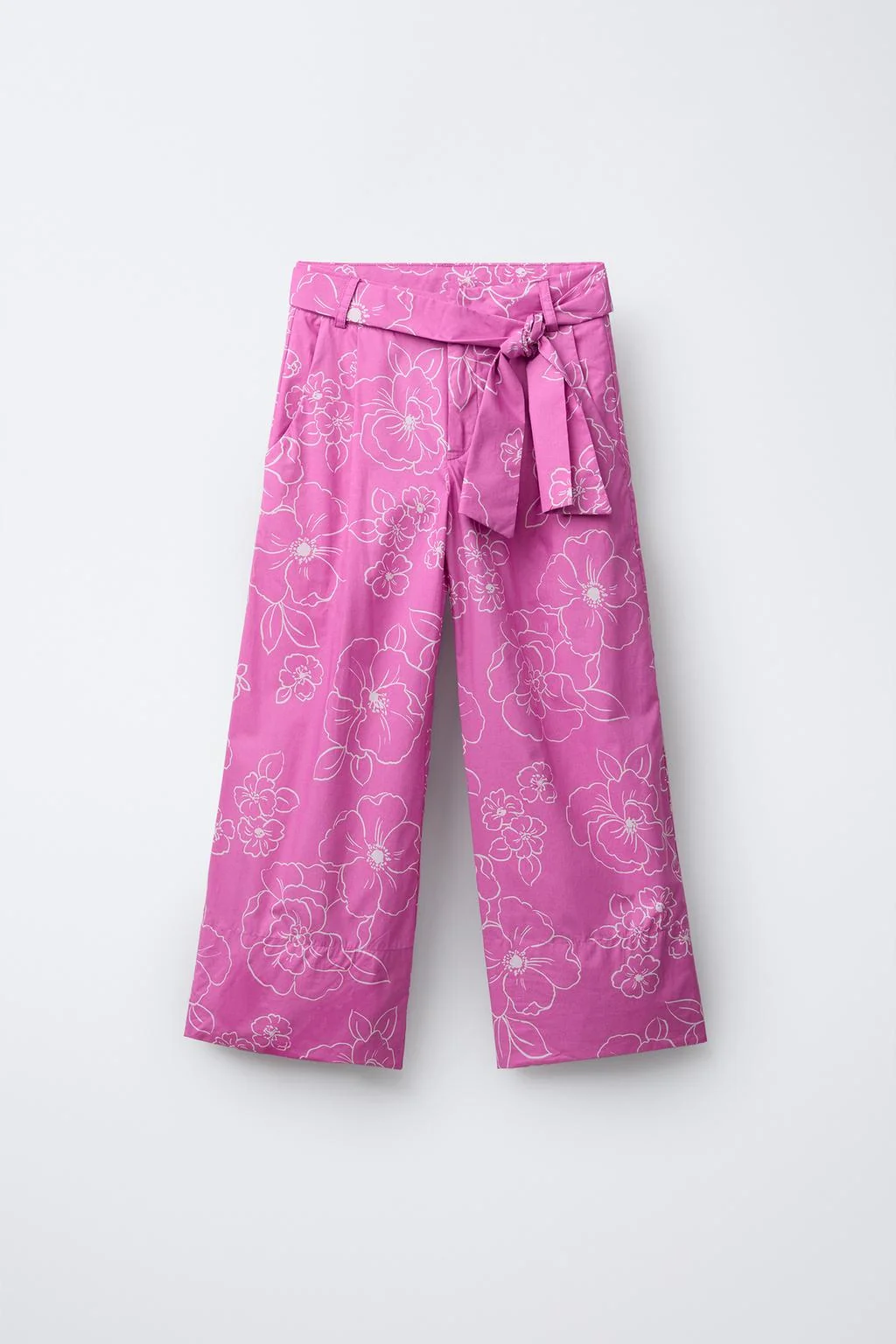Брюки с цветочным принтом и поясом