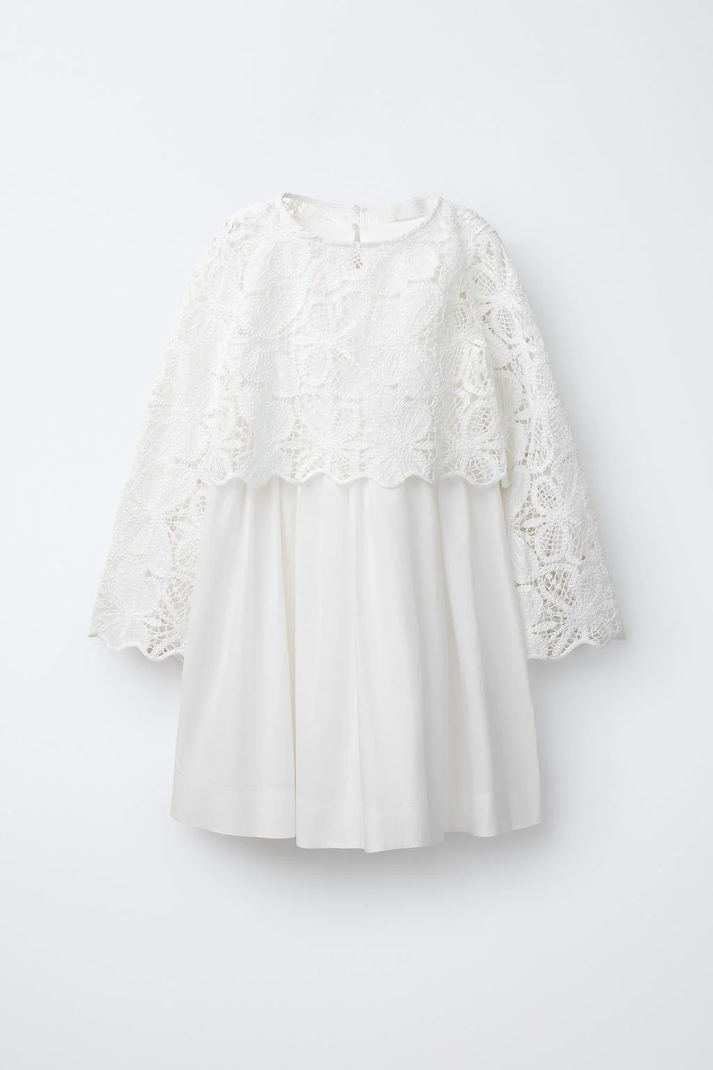 Двойное платье с деталями из кружева — Особый случай