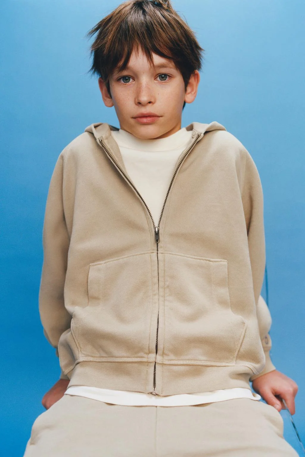 Однотонная толстовка на молнии — Однотонные