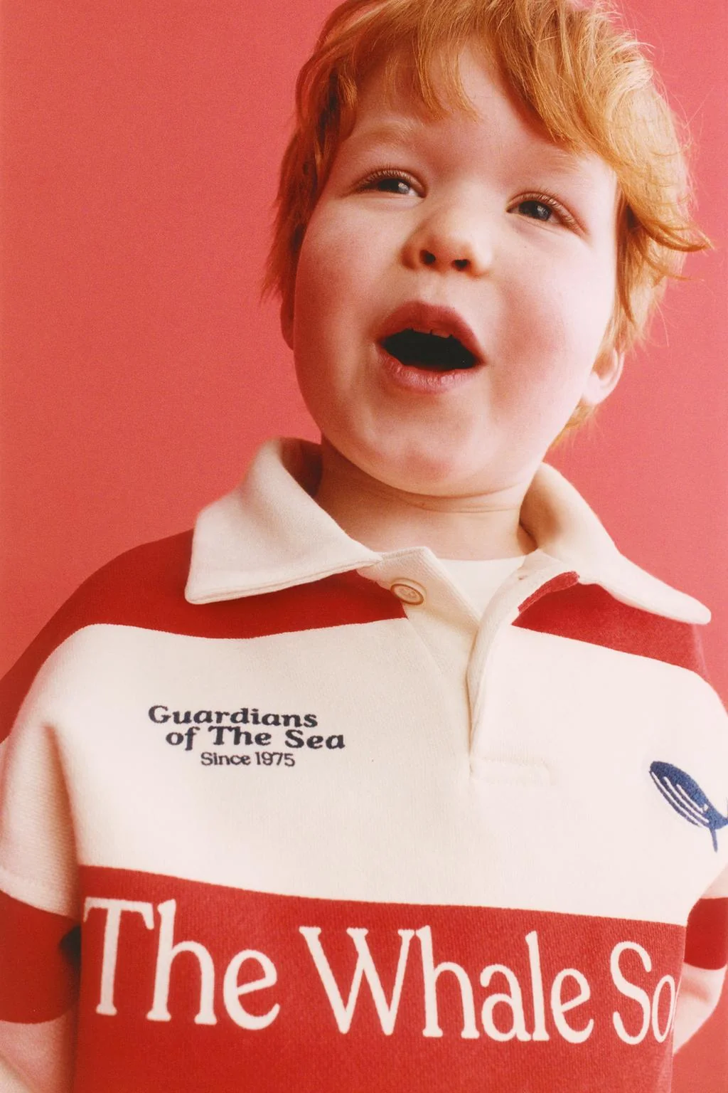 Поло с вышивкой кита в полоску — Свитшоты