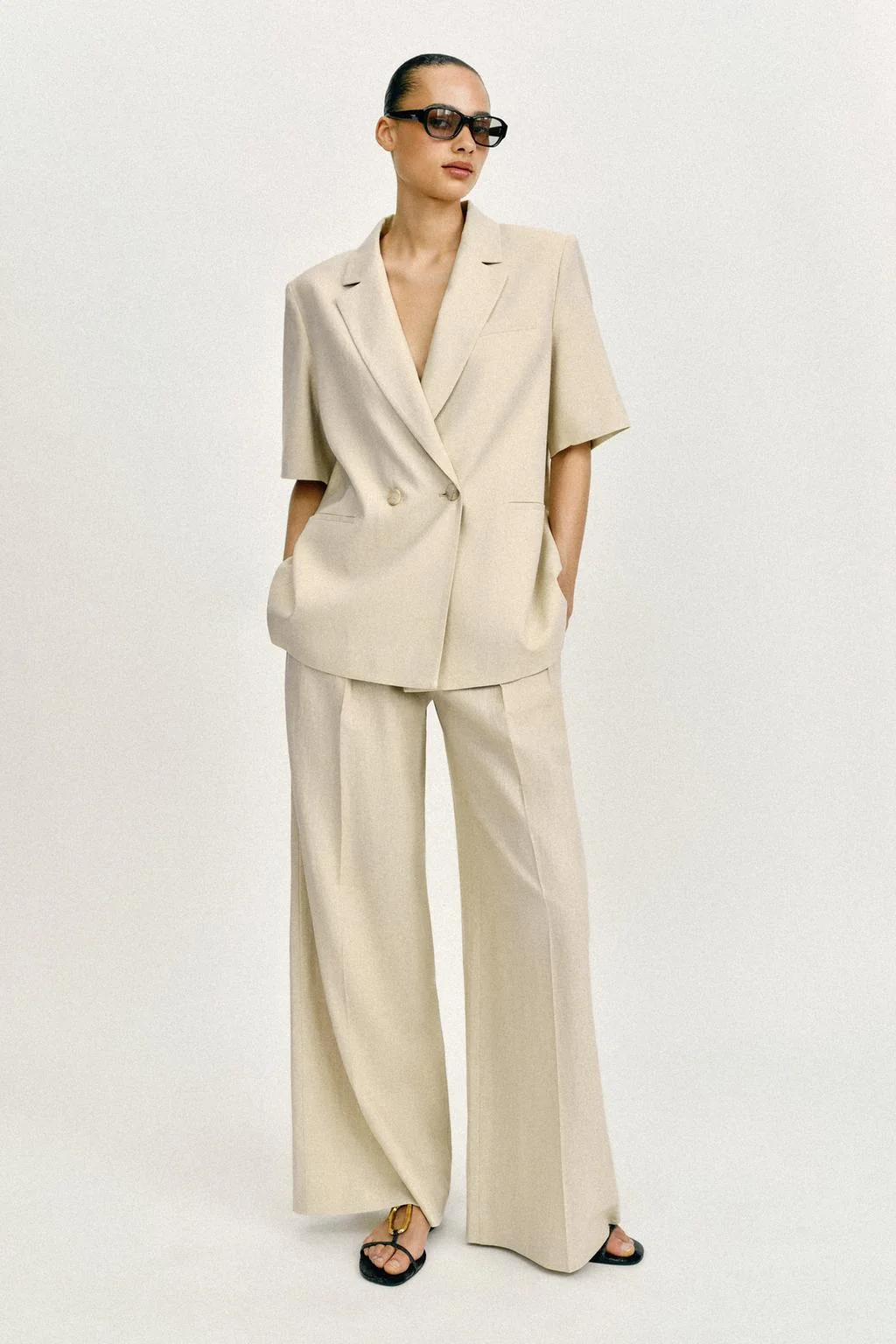 ДВУБОРТОЧНЫЙ ПИДЖАК С КОРОТКИМИ РУКАВАМИ ИЗ ЛЬНЯНОЙ СМЕСИ