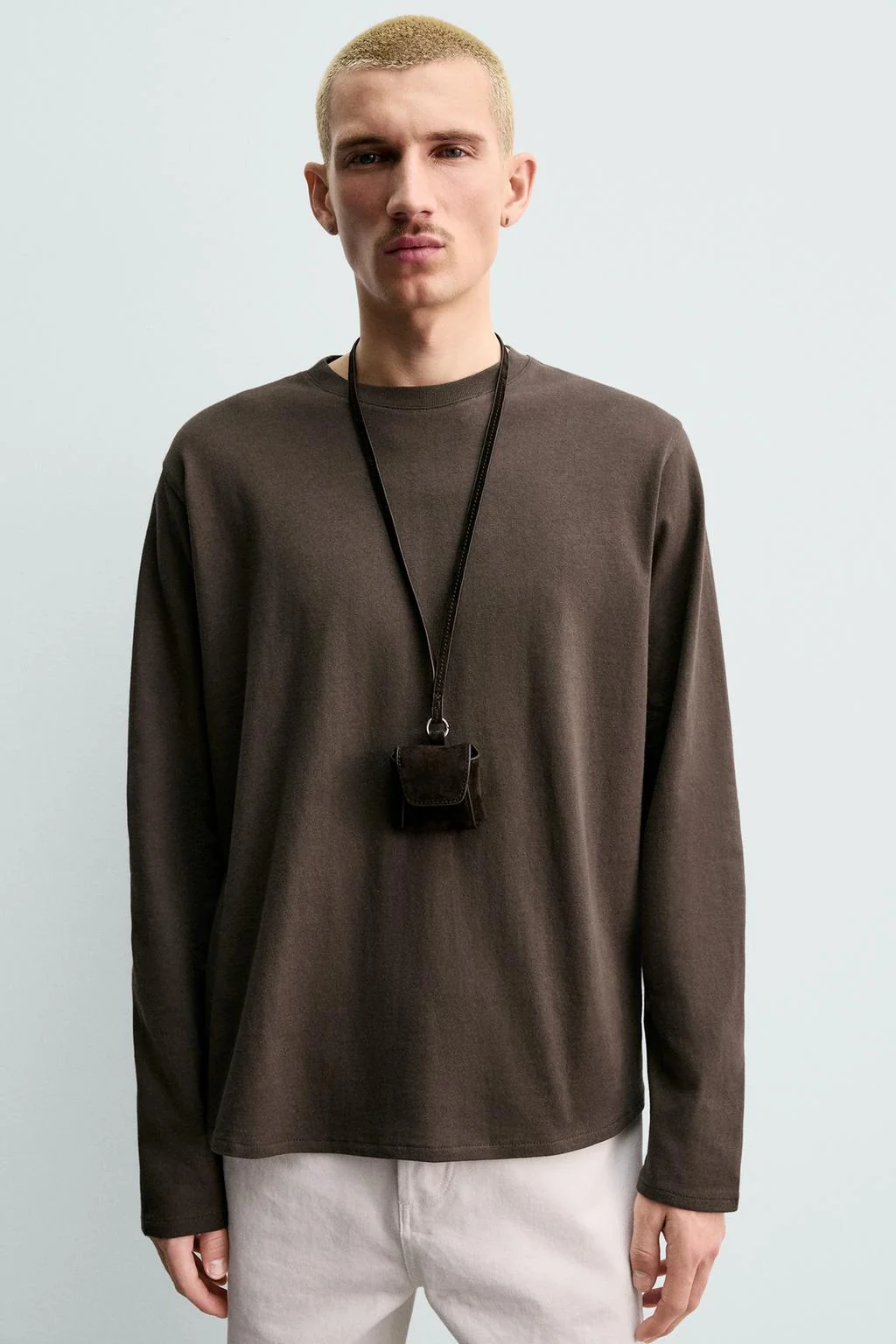 Кожаный держатель для наушников с подвеской — Кожа