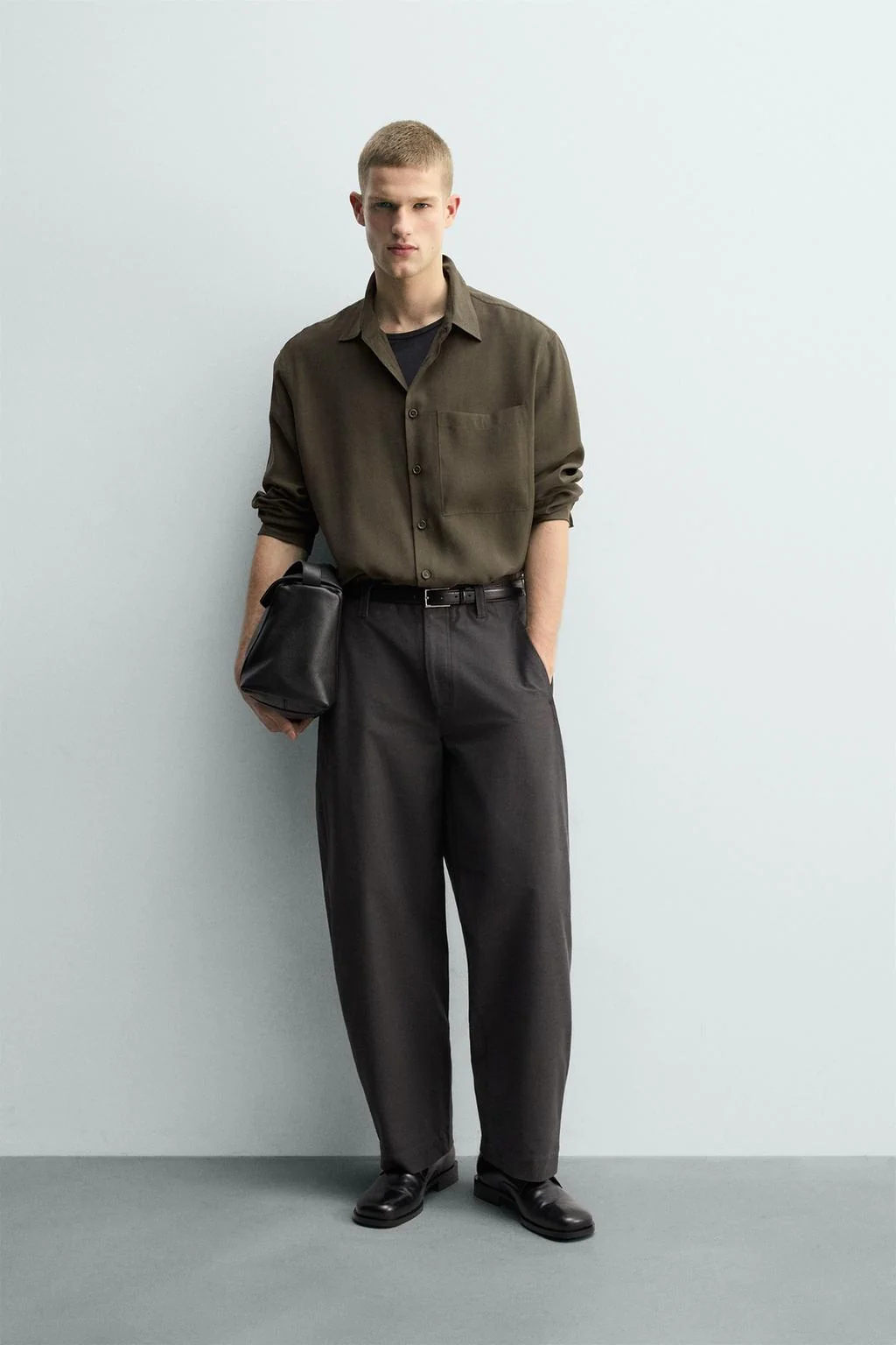 Рубашка из струящейся ткани с карманом