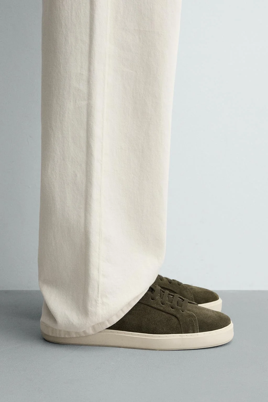 Кроссовки из кожи — Кроссовки