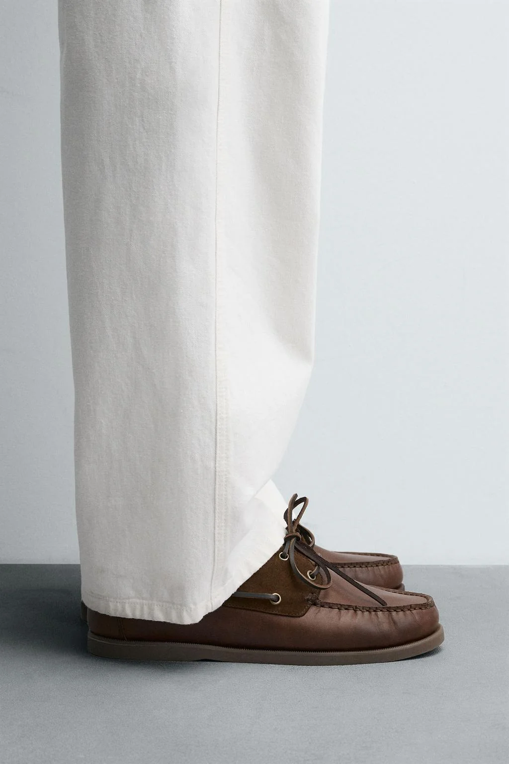 Кожаные палубные туфли