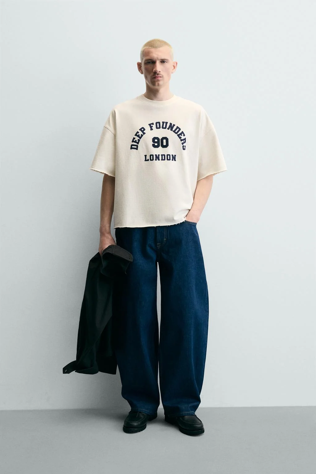 Свитшот с номерным принтом прямого кроя — Худи | свитера