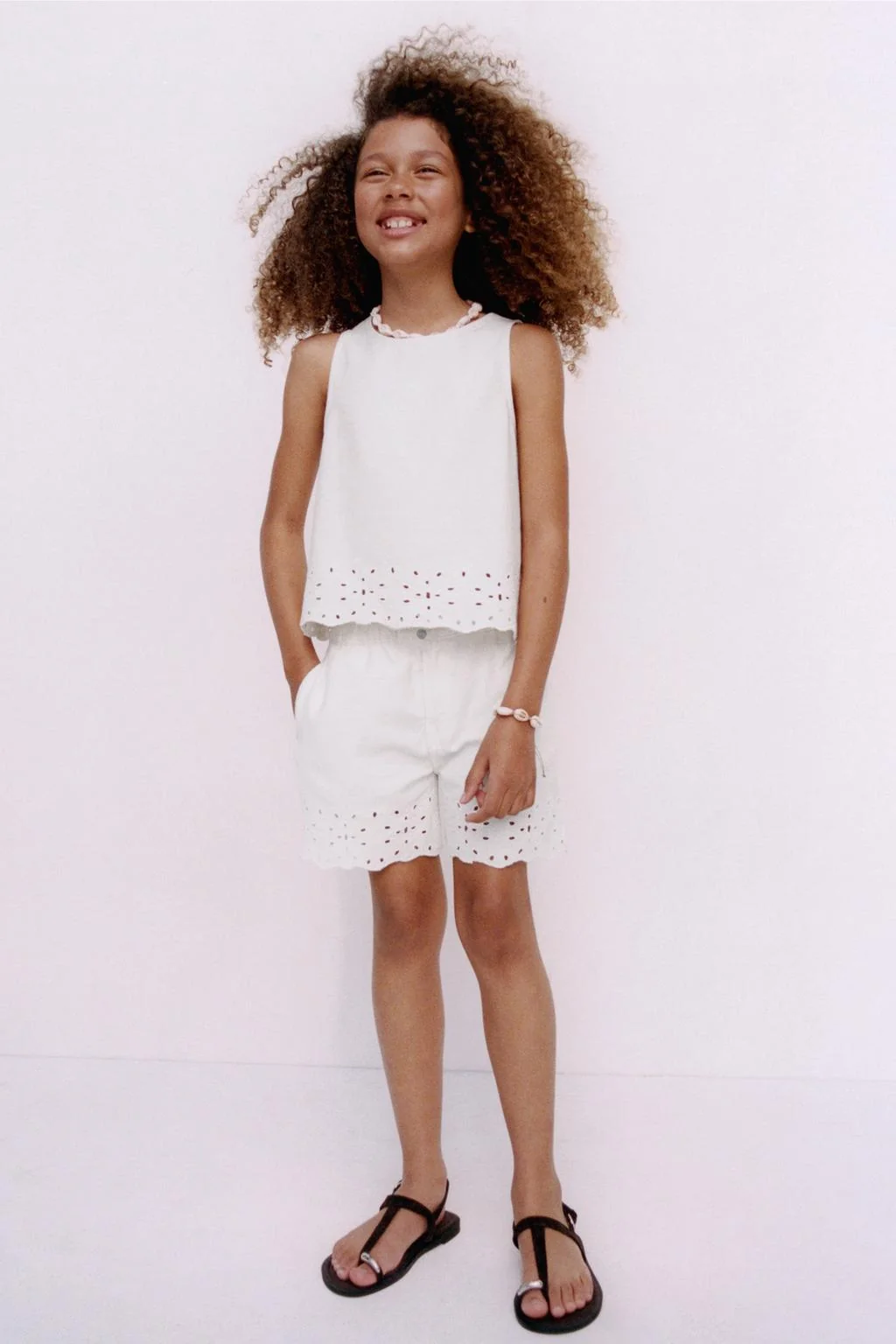 Топ с вышивкой — Топы