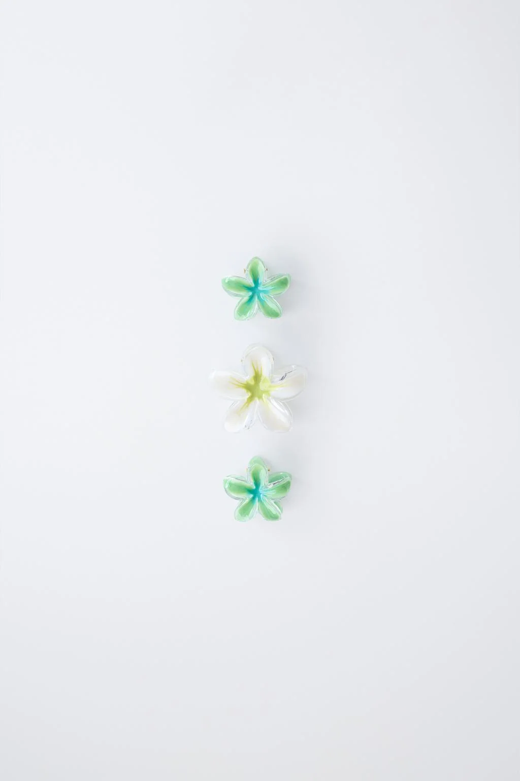 Набор из трех заколок для волос с цветком гибискуса — Концепции