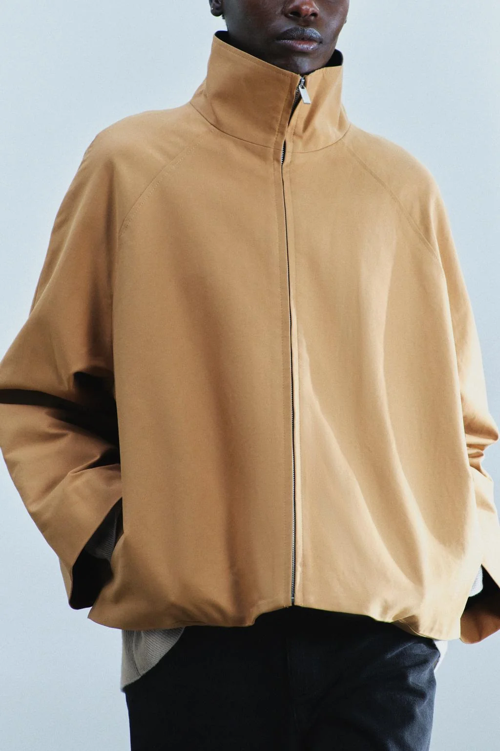 Контрастный тренч ZW Collection