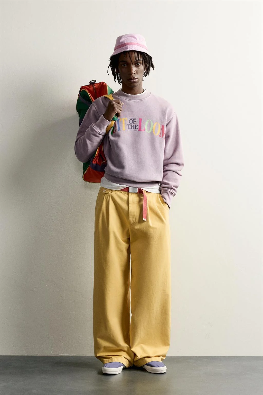 Свитшот с выцветшим принтом Fruit of the Loom™