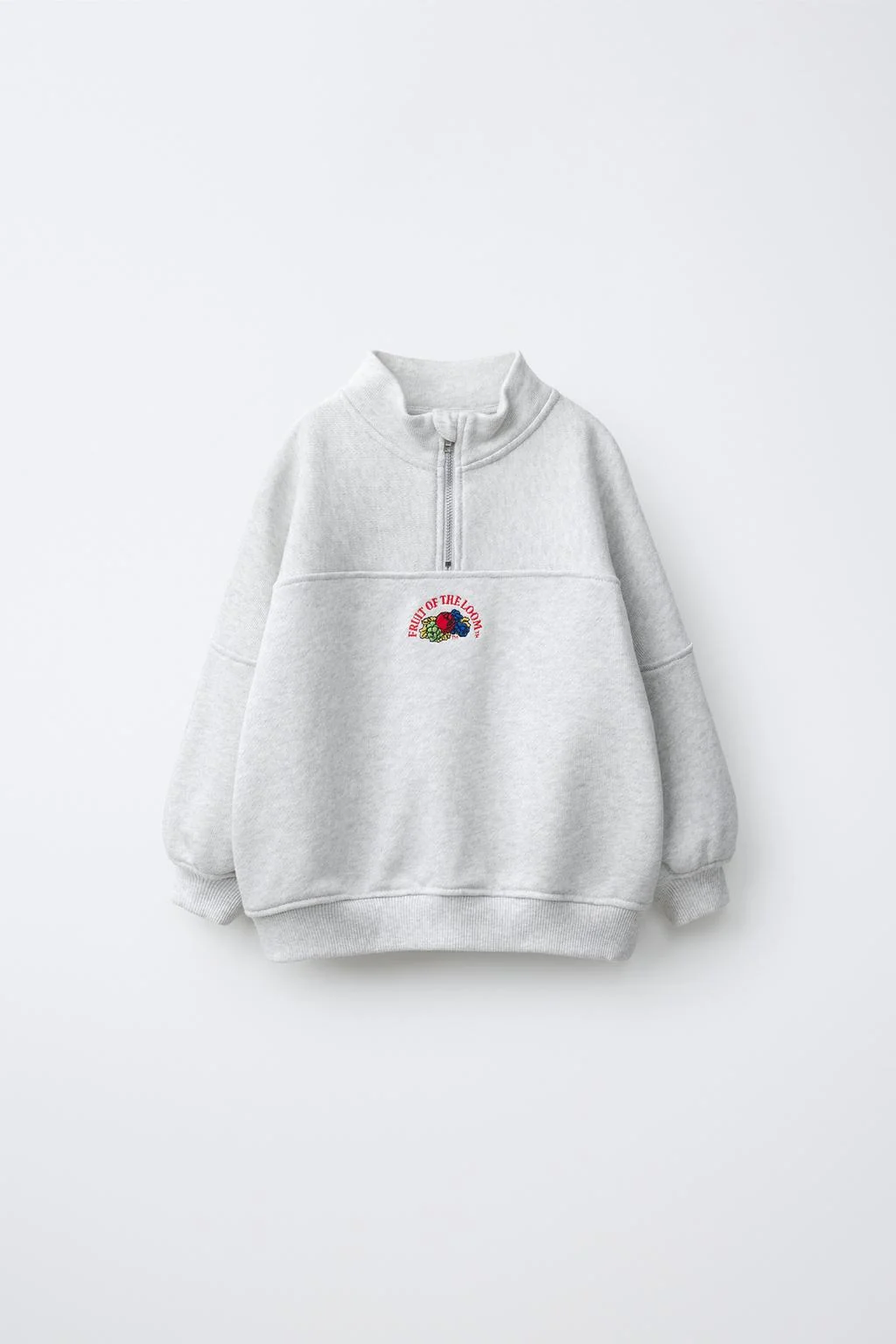 Свитшот с вышивкой fruit of the loom™