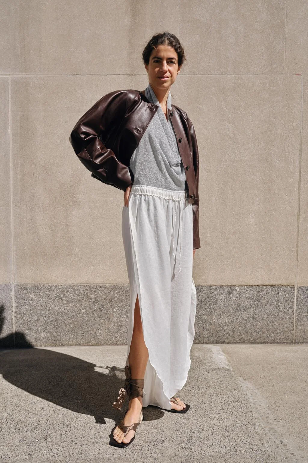 Плоские сандалии с узлом