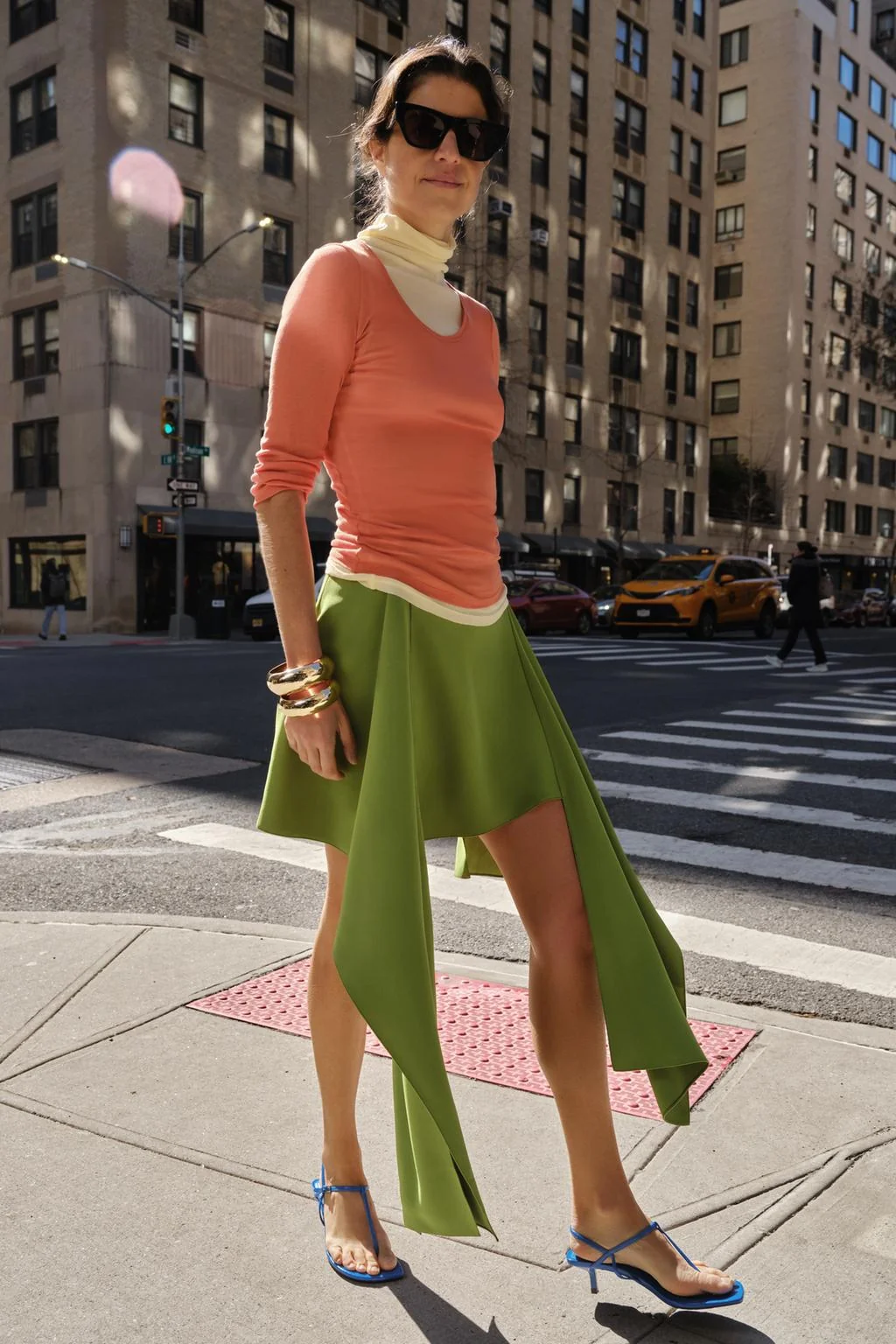 Тонкие каблуки-котятки на бретелях — Обувь