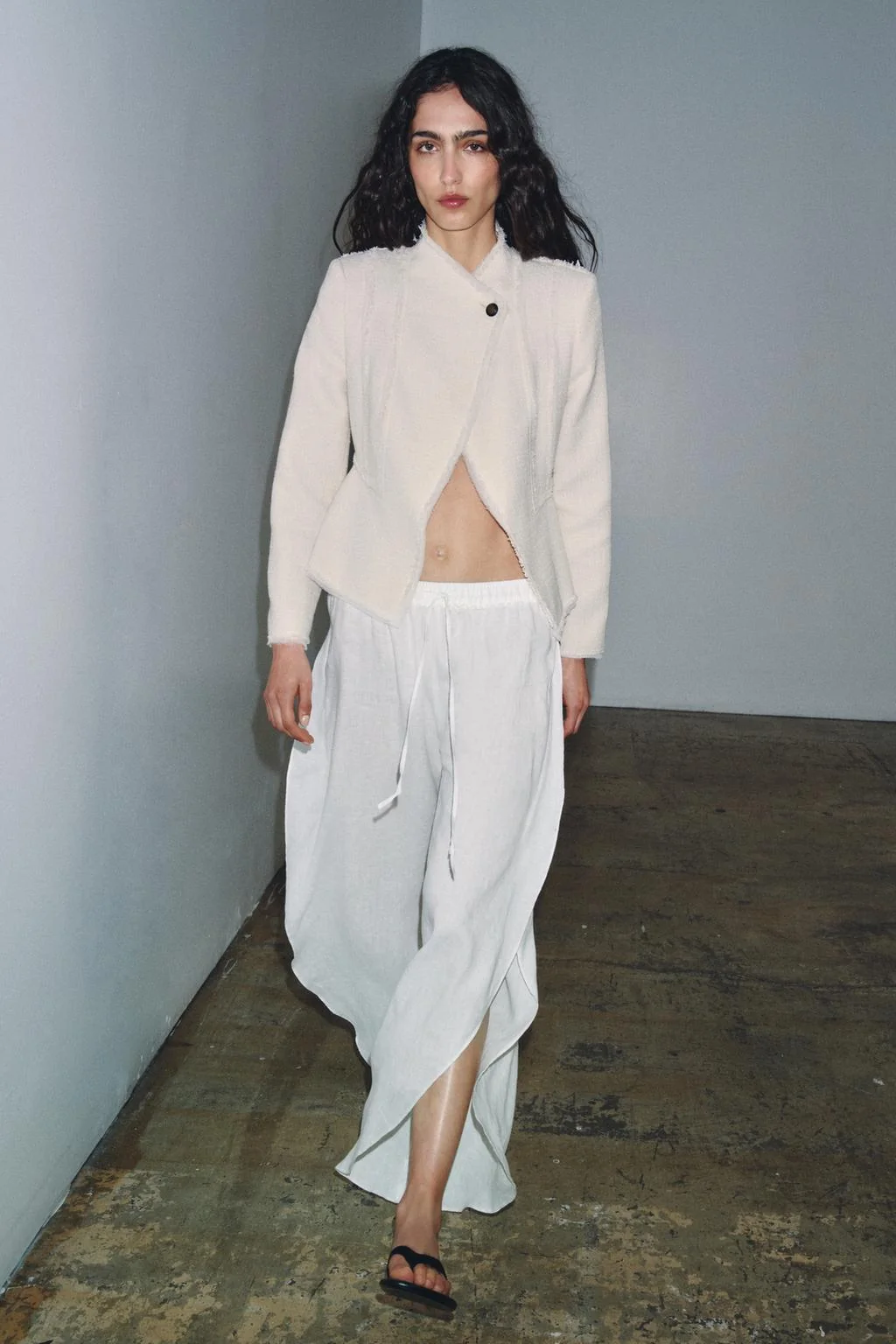 Жакет с оборкой и бахромой из коллекции ZW