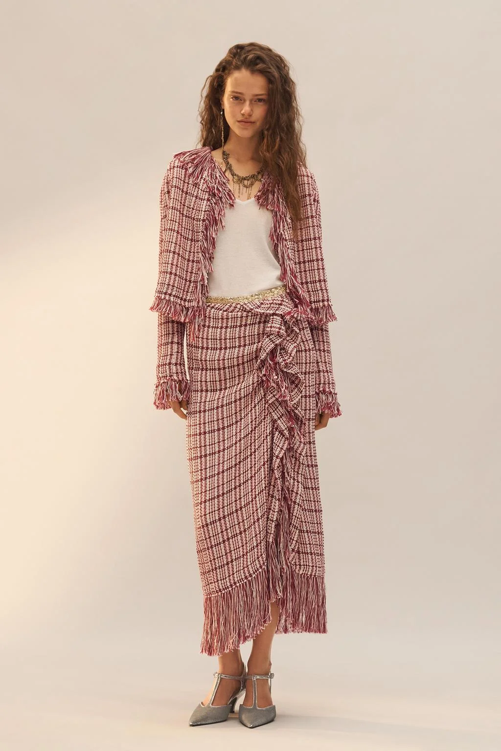 Лимитированная серия юбка с бахромой и жесткой структурой