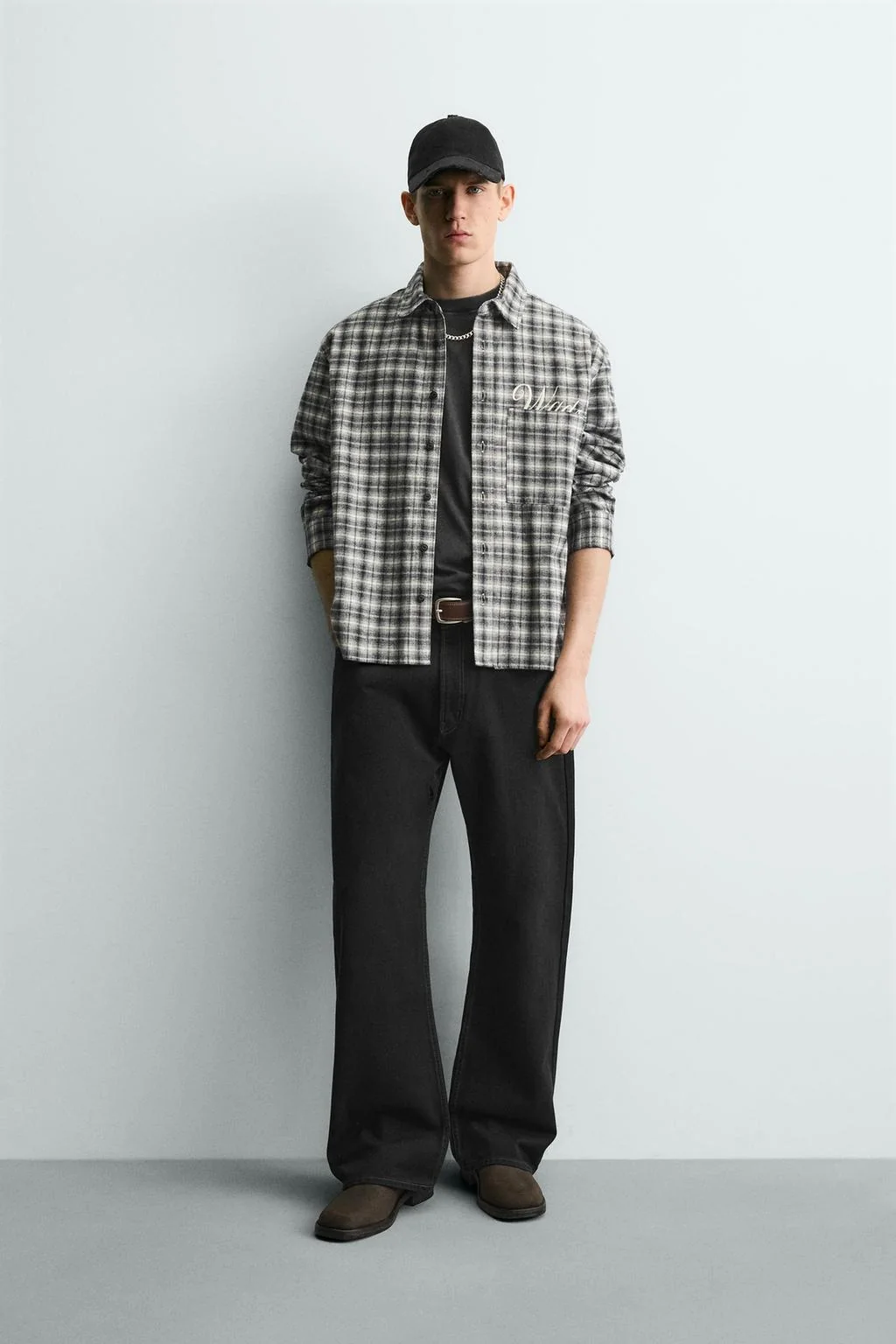 Рубашка из фланели в клетку с вышивкой