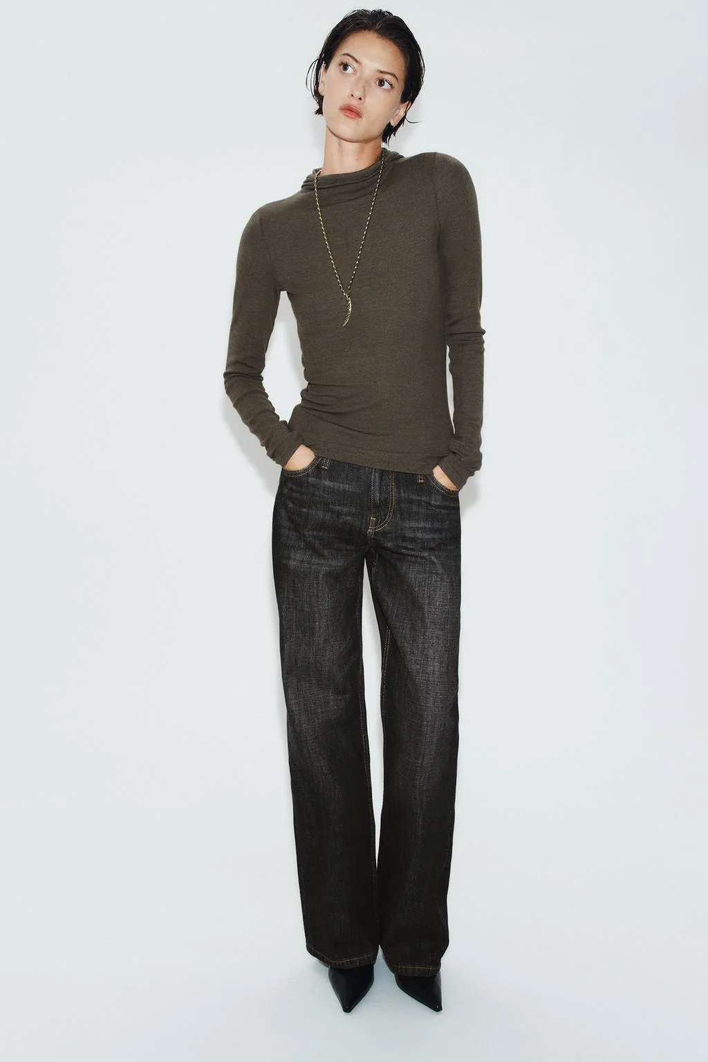 Футболка с капюшоном slim fit